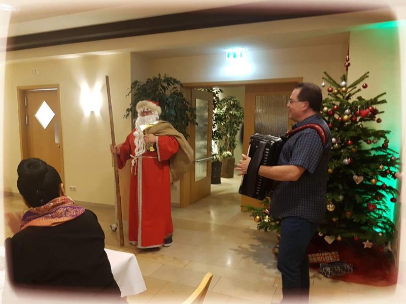Nikolaus der STARKE schaute auch vorbei und hat für jeden ein Geschenk mitgebracht.
